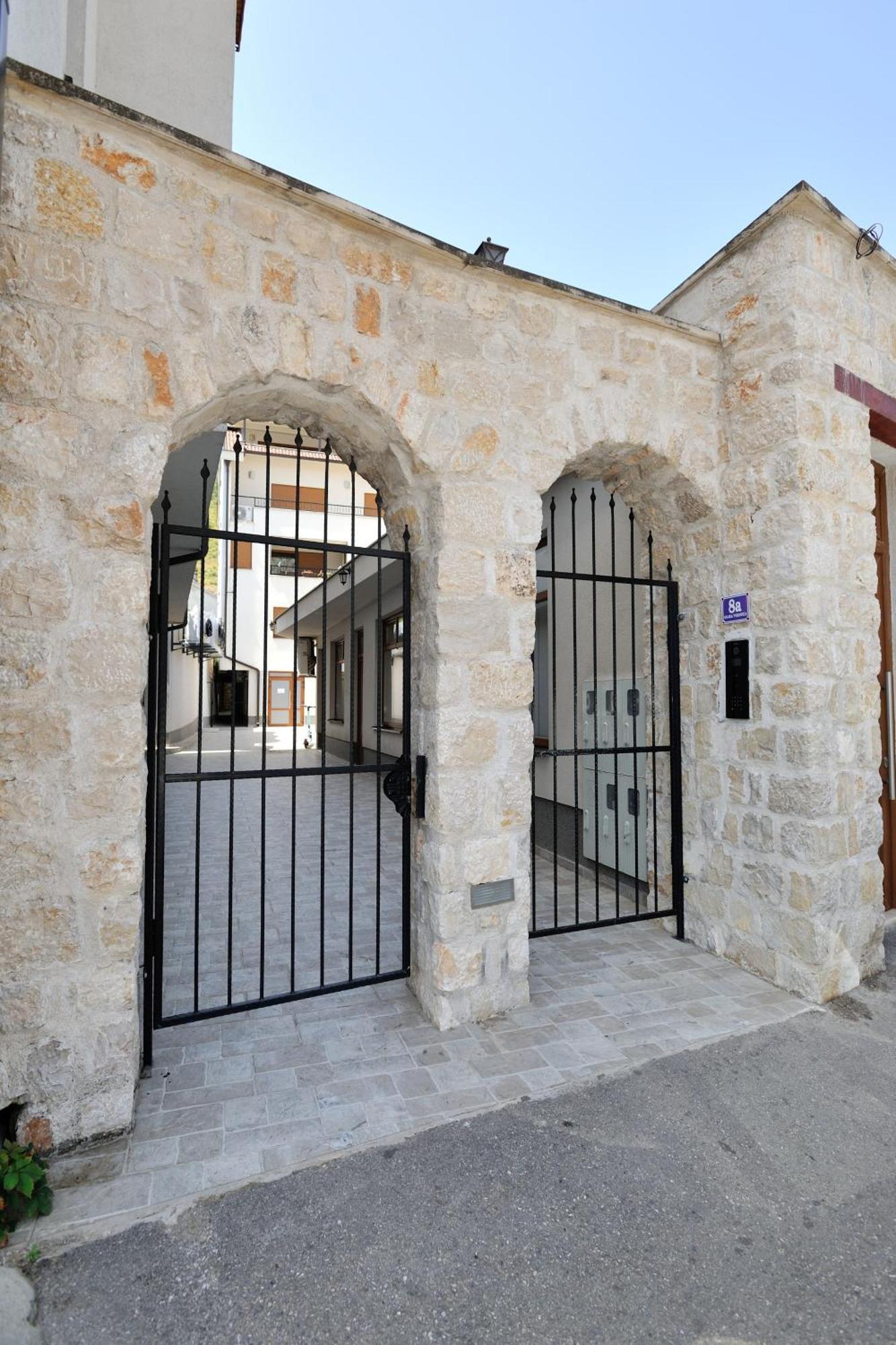 Captain'S Luxury Apartments Mostar Exterior foto